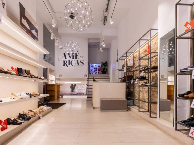 Local comercial en Alquiler en Eixample