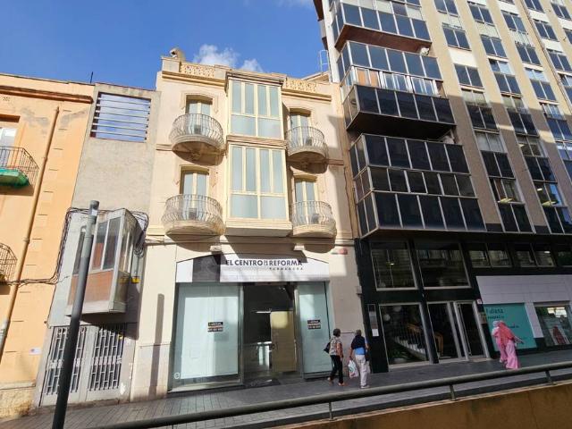Local comercial en Alquiler en Eixample