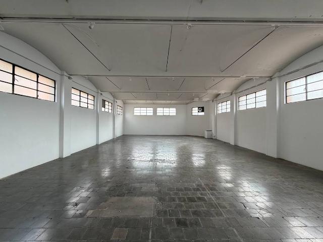 Local comercial en Alquiler en Eixample