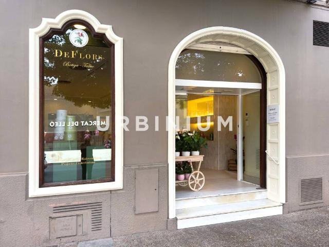 Local comercial en Alquiler en Eixample Nord