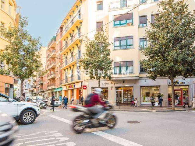 Local comercial en Alquiler en Eixample Nord
