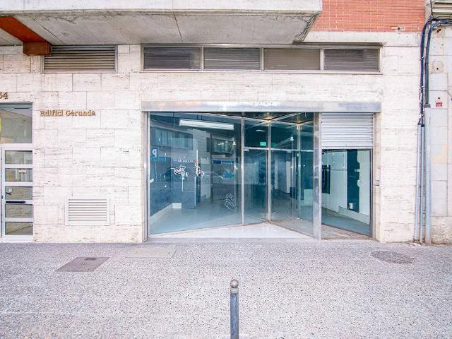 Local comercial en Alquiler en Eixample Nord