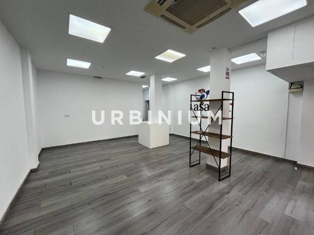 Local comercial en Alquiler en Eixample Nord