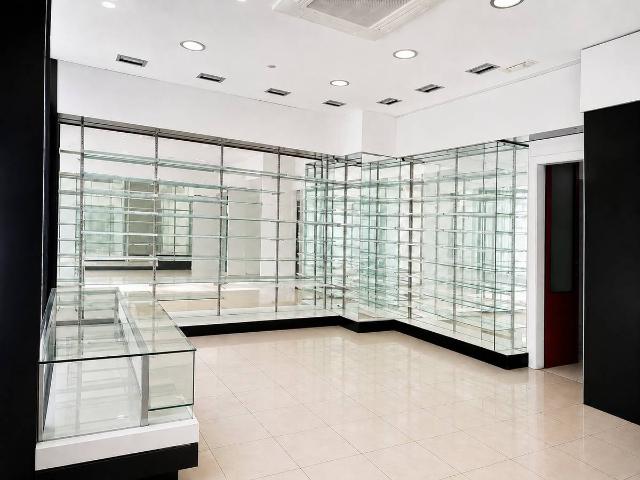 Local comercial en Alquiler en El Camp d'en Grassot i Gràcia Nova