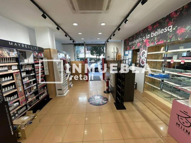 Local comercial en Alquiler en El Camp d'en Grassot i Gràcia Nova