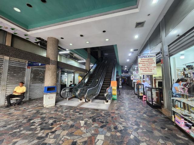 Local Comercial en Alquiler en el CC La Bandera II