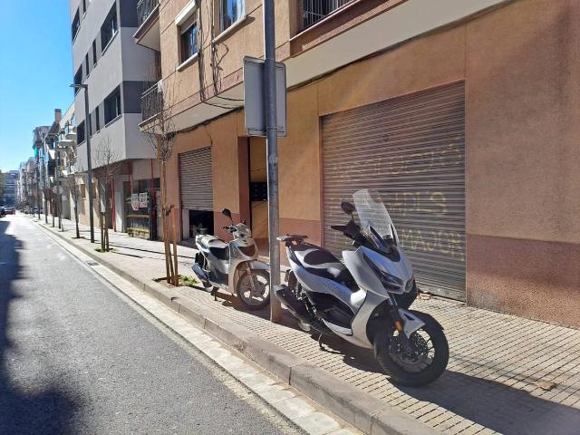 Local comercial en Alquiler en El Centre