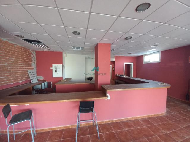 LOCAL COMERCIAL EN ALQUILER EN EL CENTRO DE LIMPIAS
