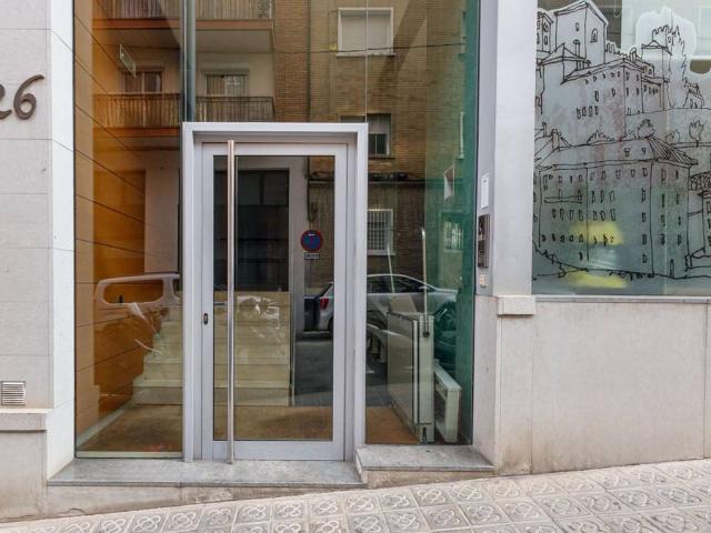 Local comercial en Alquiler en El Guinardó