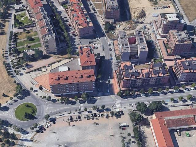 Local comercial en Alquiler en El Sucre El Nadal