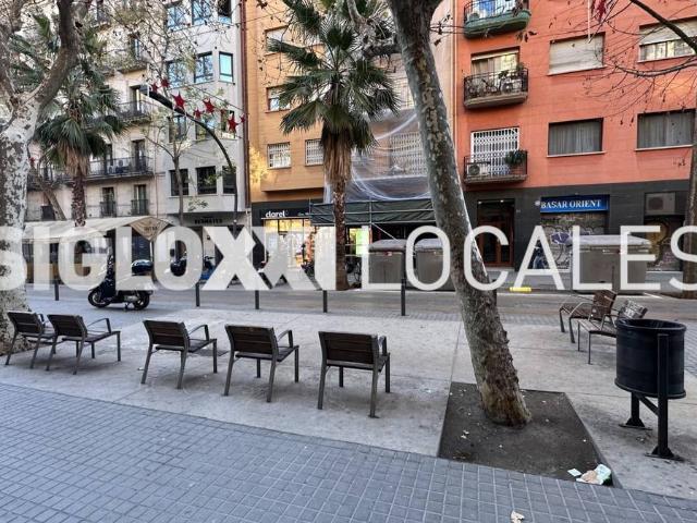 Local comercial en Alquiler en El Poble Sec Parc de Montjuïc
