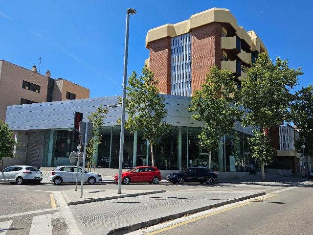 Local comercial en Alquiler en El Poble Sec