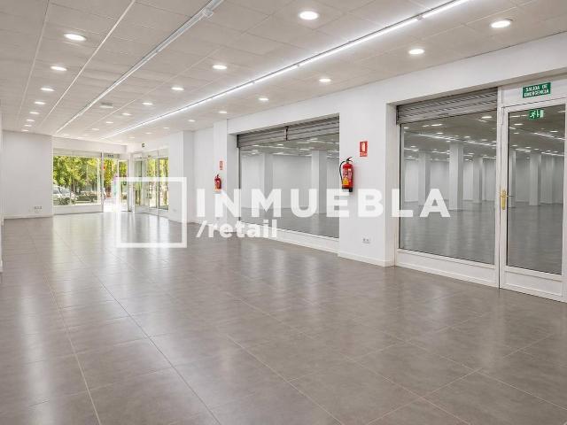 Local comercial en Alquiler en El Poblenou