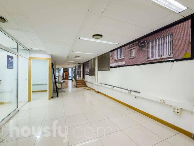 Local comercial en Alquiler en El Putget i el Farró