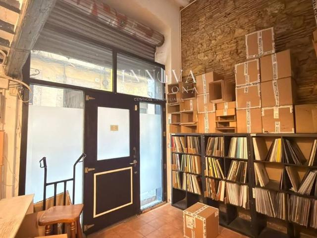 Local comercial en Alquiler en El Raval