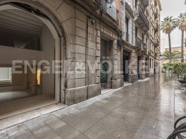 Local comercial en Alquiler en El Raval