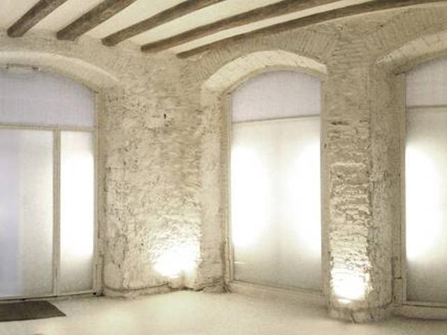 Local comercial en Alquiler en El Raval