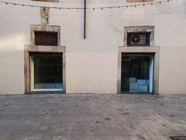 Local comercial en Alquiler en El Raval