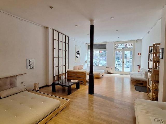 Local comercial en Alquiler en El Raval