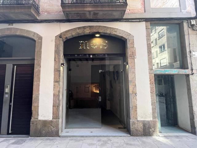 Local comercial en Alquiler en El Raval