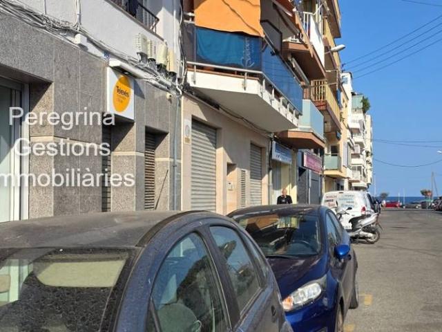 Local comercial en Alquiler en Els Pins