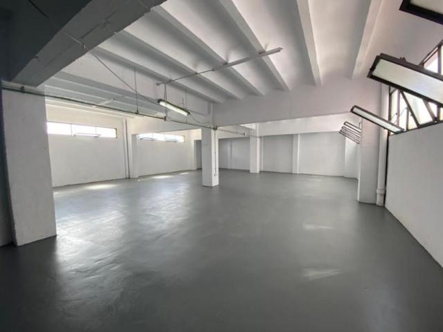 Local comercial en alquiler en Esplugues de Llobregat, La Plana Montesa
