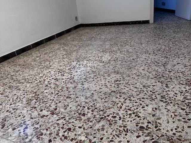 Local comercial en Alquiler en Fondo