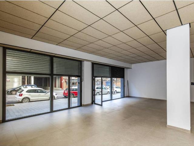 Local comercial en Alquiler en Font Verda