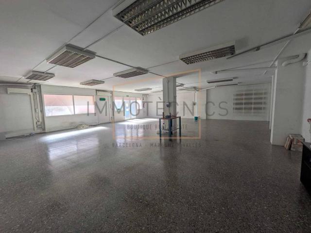 Local comercial en Alquiler en Font Verda