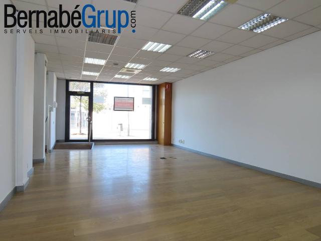 Local comercial en Alquiler en Font Verda