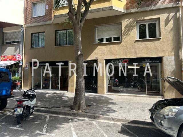 Local comercial en Alquiler en Fort Pienc