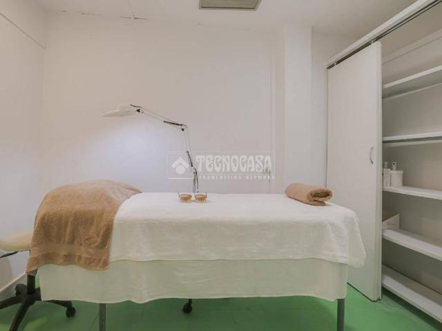 Local comercial en Alquiler en Fort Pienc