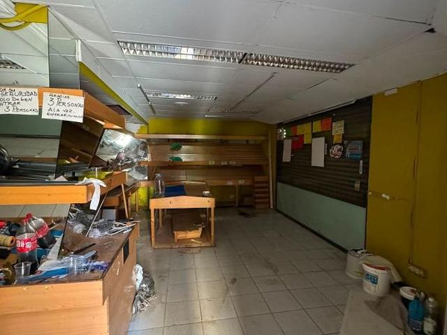 Local comercial en alquiler en Hospitalet de Llobregat, L´, de 60 m² 1 habitación por 900