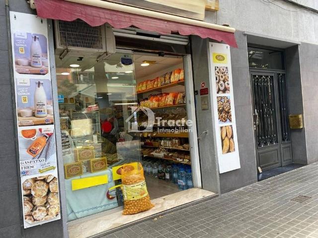 Local comercial en alquiler en Hospitalet de Llobregat, L´, de 24 m² por 795