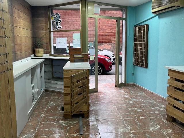 Local comercial en Alquiler en Instituts Universitat