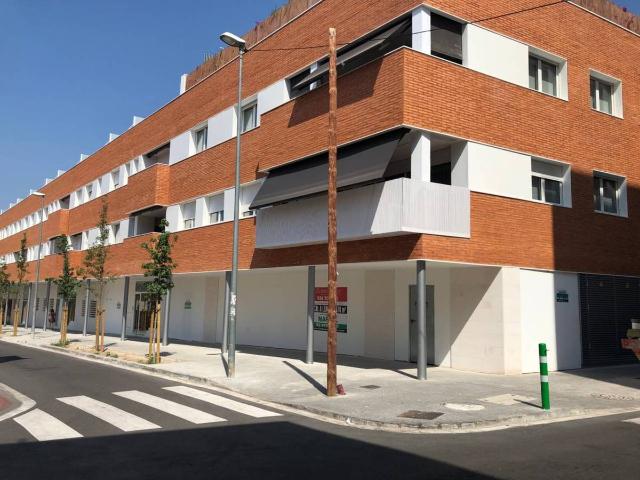 Local comercial en Alquiler en Instituts