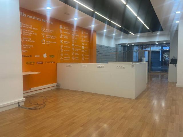 Local comercial en Alquiler en Instituts