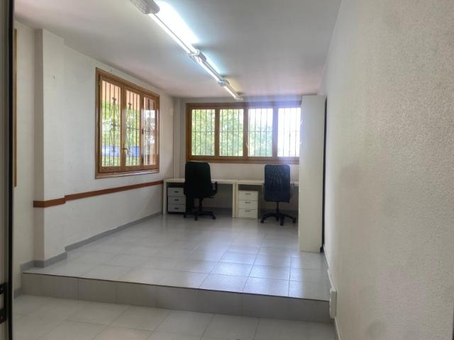 Local comercial en alquiler en Ibi