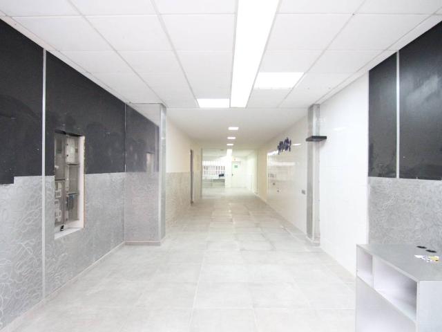 Local comercial en Alquiler en Olesa de Montserrat