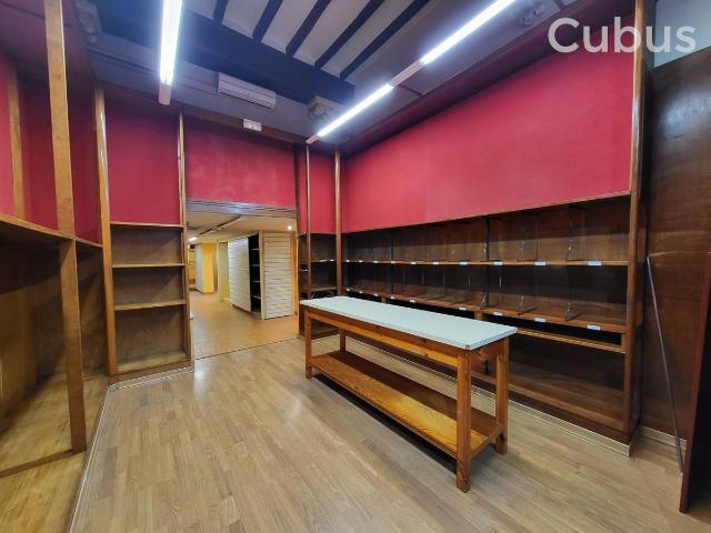 Local comercial en Alquiler en Olot