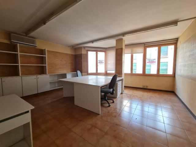 Local comercial en Alquiler en Olot