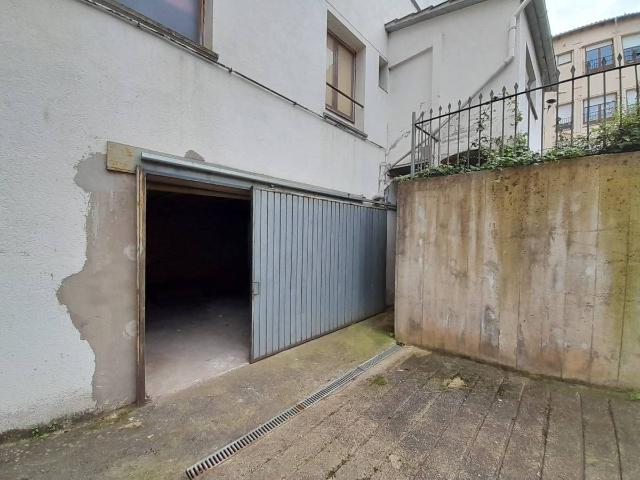Local comercial en Alquiler en Olot