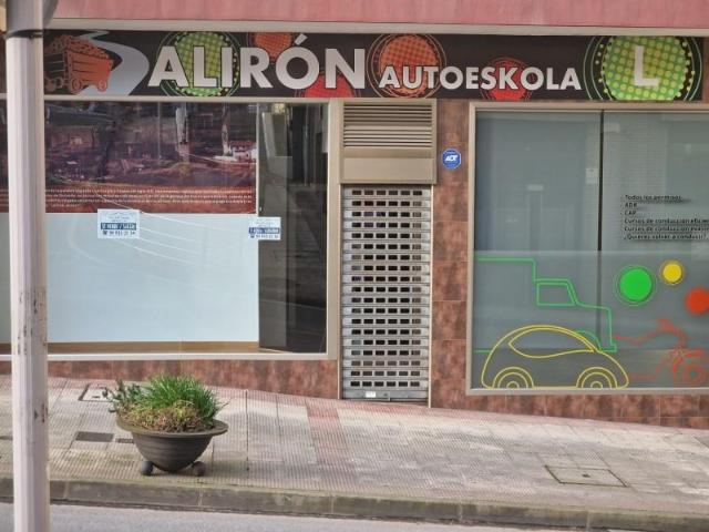 Local comercial en alquiler en Ortuella, Avda. Estacion