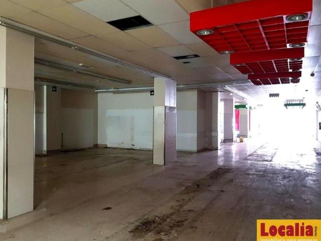 Local comercial en alquiler en Los Corrales de Buelna, Avenida de España, 39400