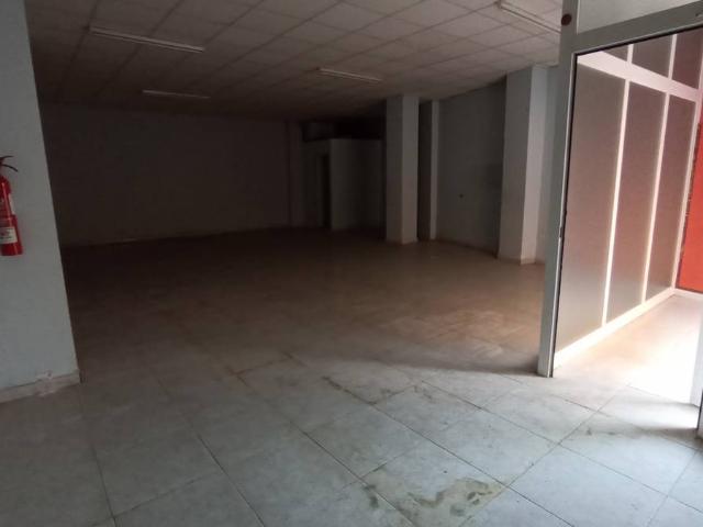 Local comercial en Alquiler en La Bordeta