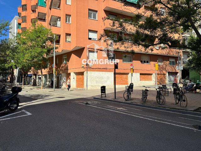 Local comercial en Alquiler en La Bordeta