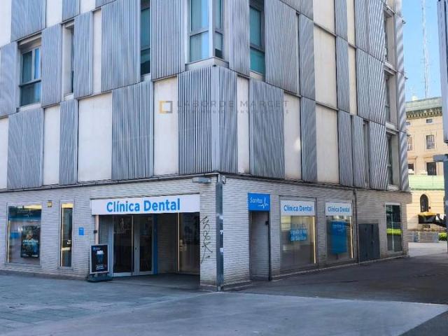 Local comercial en Alquiler en La Barceloneta