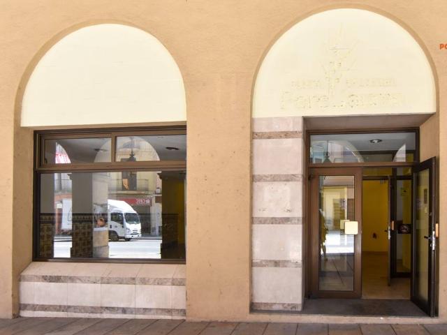 Local comercial en Alquiler en La Bisbal d'Empordà