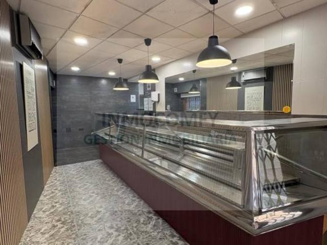 Local comercial en Alquiler en La Bisbal d'Empordà