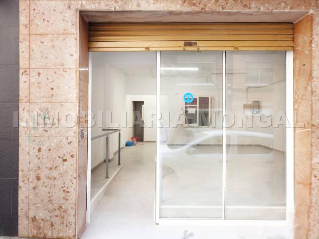 Local comercial en Alquiler en La Gavarra
